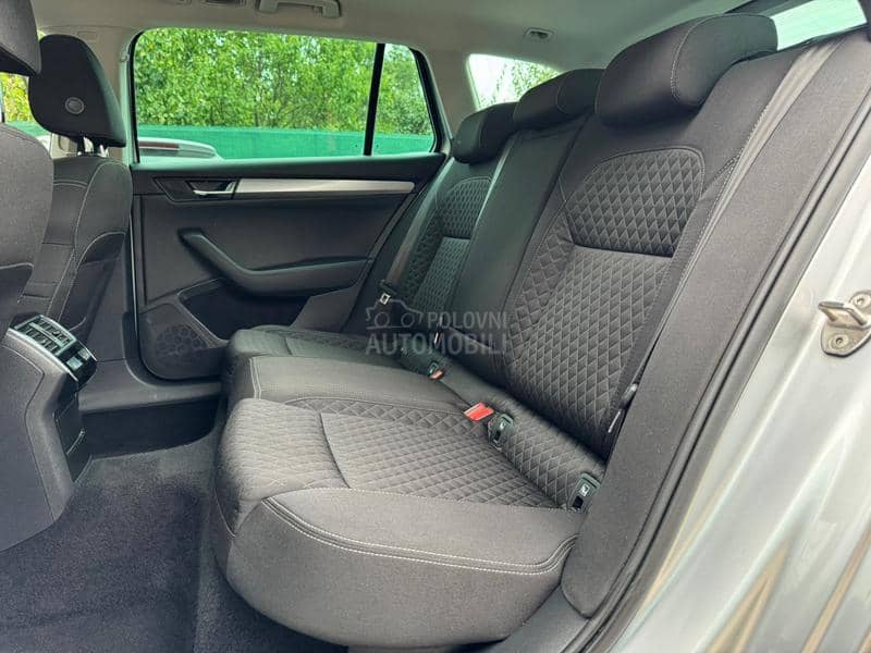 Škoda Superb 2.0TDI DSG/PANO