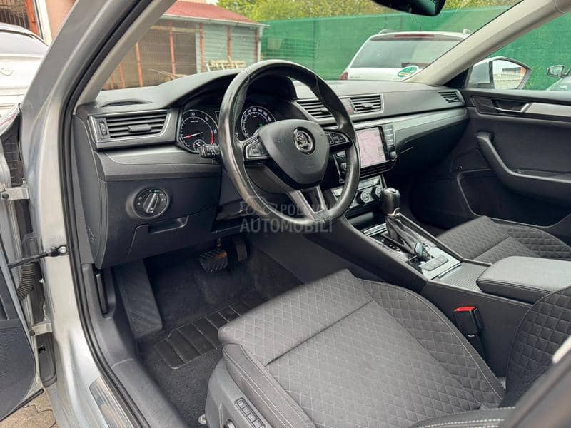 Škoda Superb 2.0TDI DSG/PANO