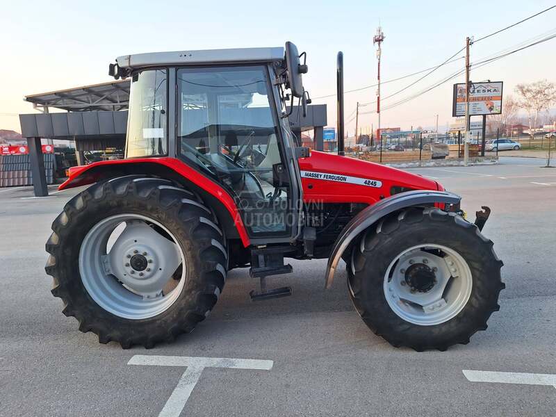 Massey Ferguson 4245 uvoz CH