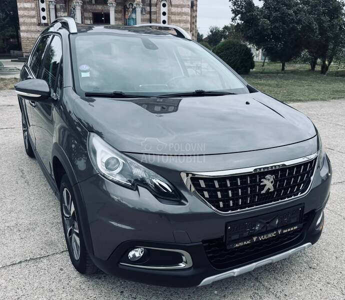 Peugeot 2008 1.2 ALLURE