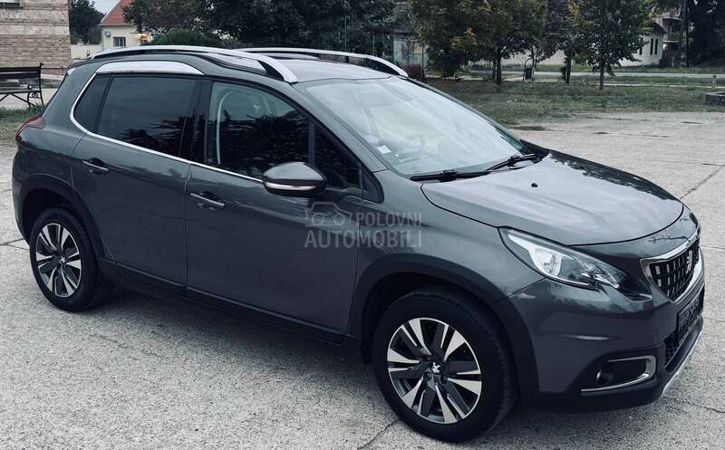 Peugeot 2008 1.2 ALLURE