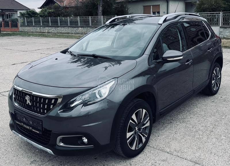 Peugeot 2008 1.2 ALLURE