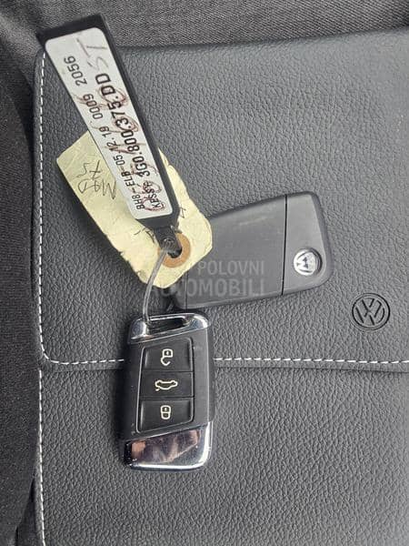 Volkswagen Passat B8 RESTAJLING/DSG/LED