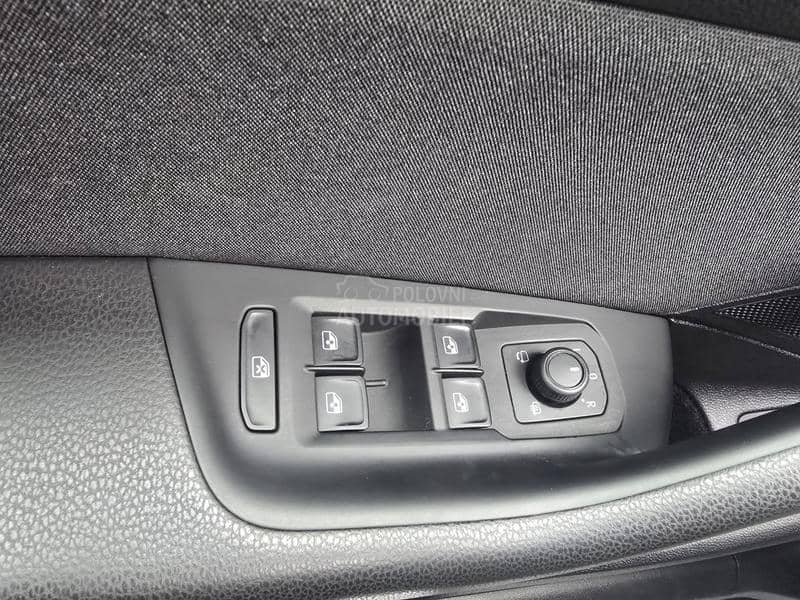 Volkswagen Passat B8 RESTAJLING/DSG/LED