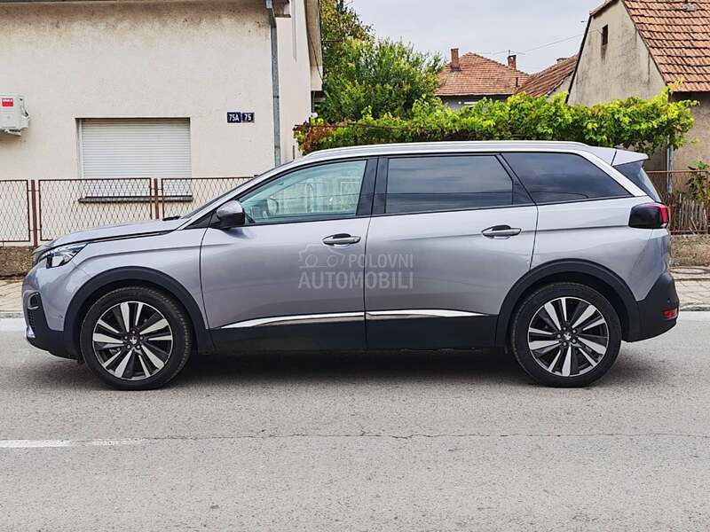 Peugeot 5008 MATRIX PANO VIRT