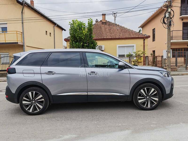 Peugeot 5008 MATRIX PANO VIRT