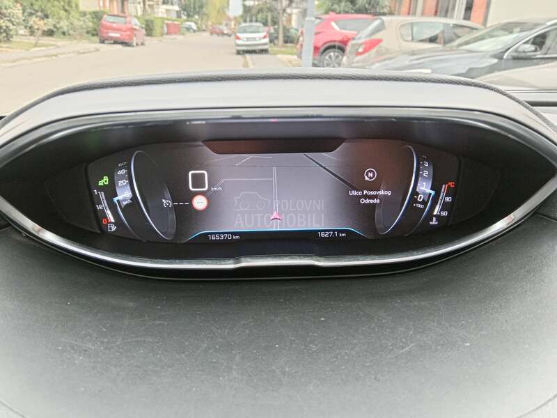 Peugeot 5008 MATRIX PANO VIRT