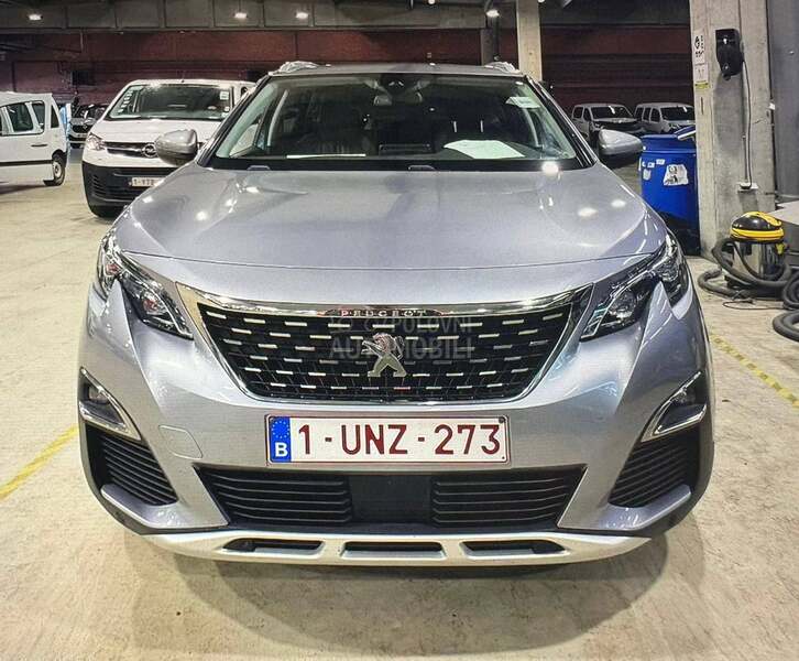 Peugeot 5008 MATRIX PANO VIRT