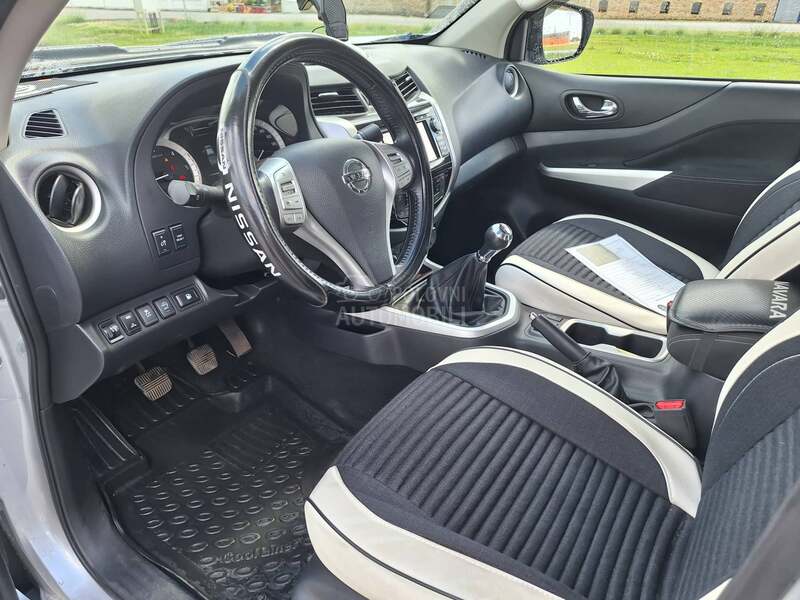 Nissan Navara 