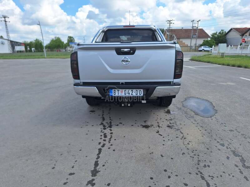 Nissan Navara 