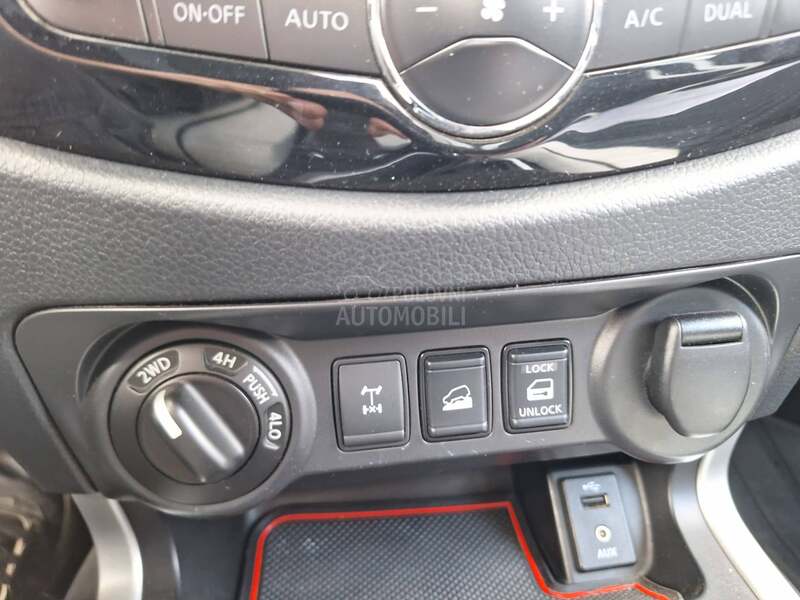 Nissan Navara 