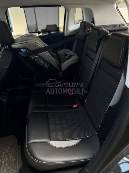 Peugeot 2008 1.6 HDI Allure