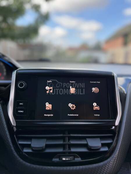 Peugeot 2008 1.6 HDI Allure