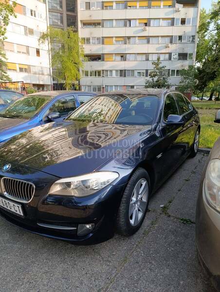 BMW 523 