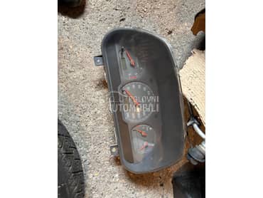 Instrument tabla za Volvo V40 od 1995. do 2004. god.