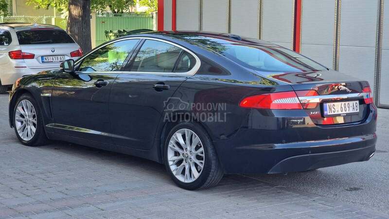Jaguar XF 