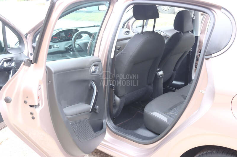 Peugeot 208 1.2 VTI