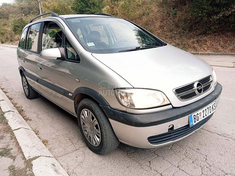 Opel Zafira REG 1.2026 2.0D