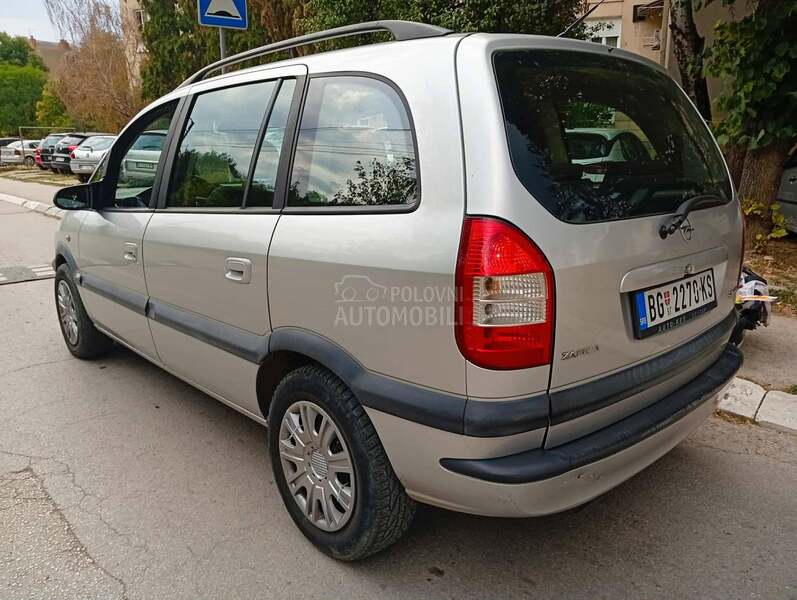 Opel Zafira REG 1.2026 2.0D