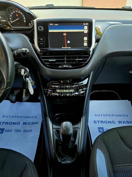 Peugeot 208 1.4HDI ALLURE LED