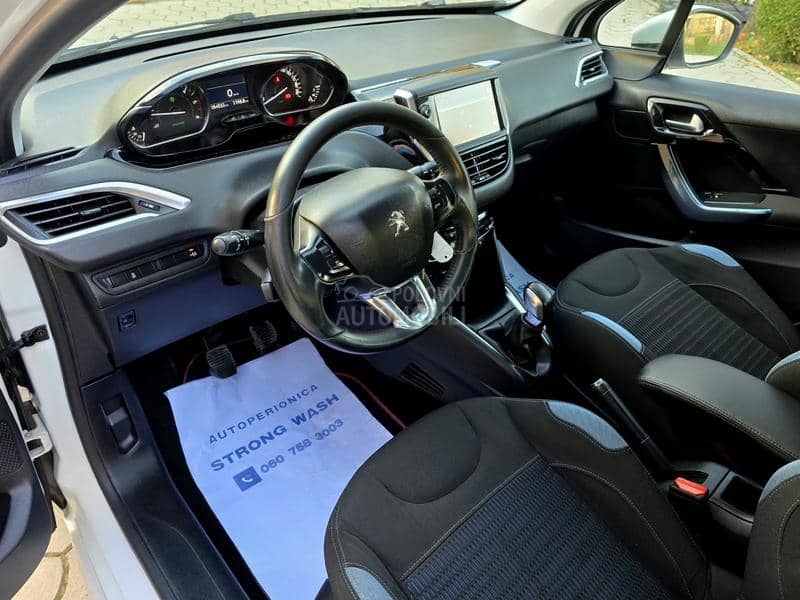 Peugeot 208 1.4HDI ALLURE LED