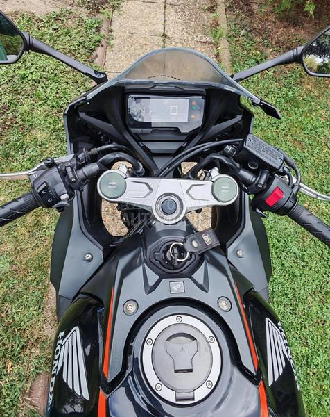 Honda CBR 650R Prelep