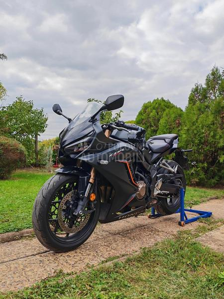 Honda CBR 650R Prelep