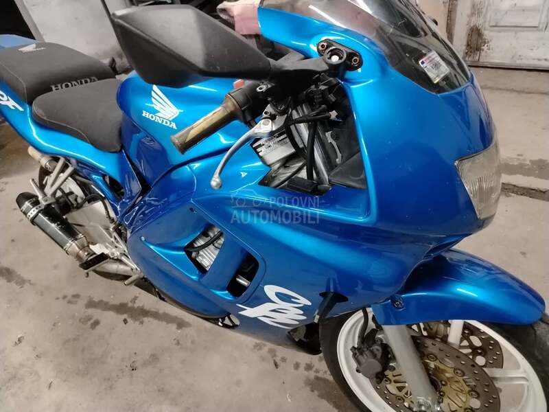 Honda cbr