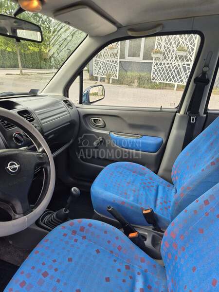 Opel Agila Comfort