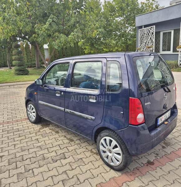 Opel Agila Comfort