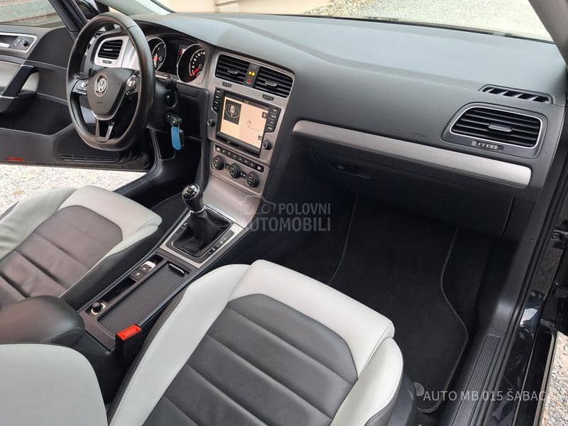Volkswagen Golf 7 1.6 TDI HIGHLINE