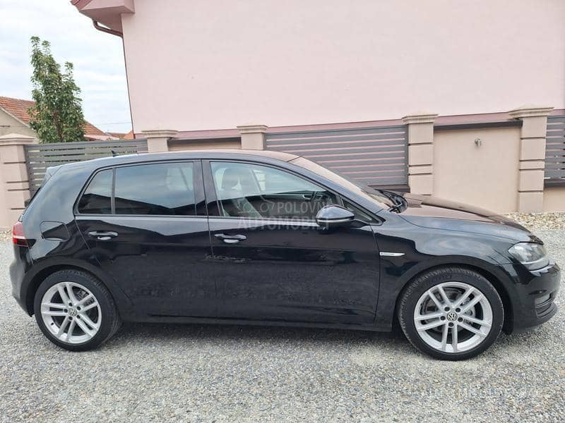 Volkswagen Golf 7 1.6 TDI HIGHLINE