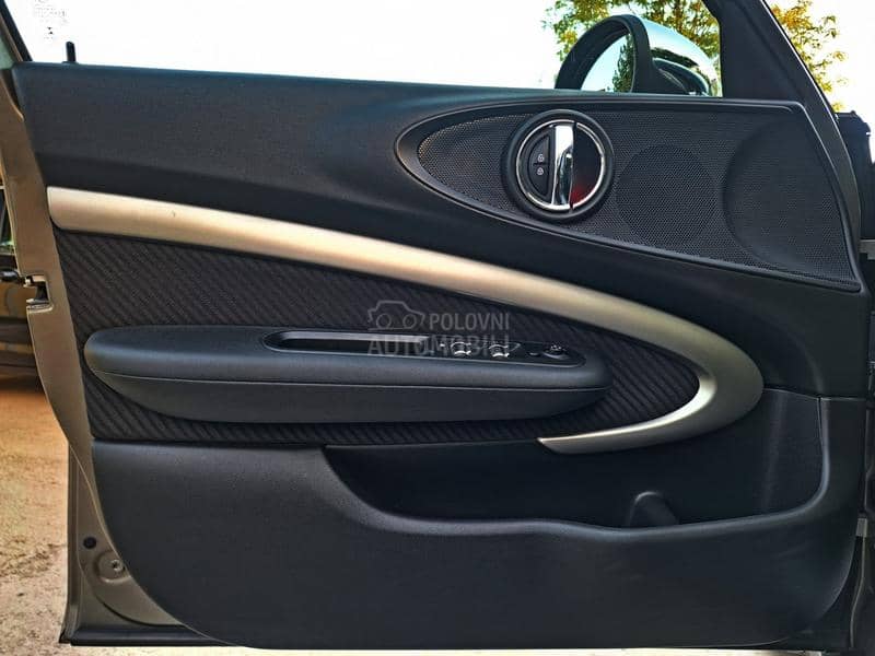 MINI Clubman POGLEDATI TEXT