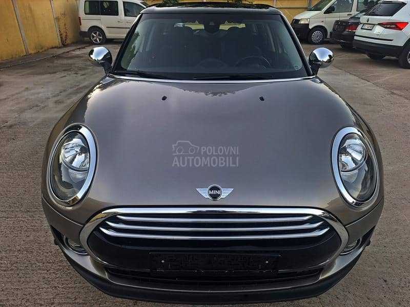 MINI Clubman POGLEDATI TEXT