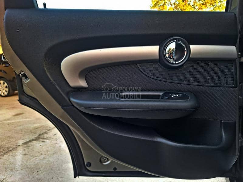 MINI Clubman POGLEDATI TEXT