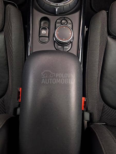 MINI Clubman POGLEDATI TEXT