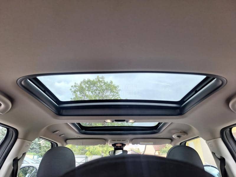 MINI Clubman POGLEDATI TEXT