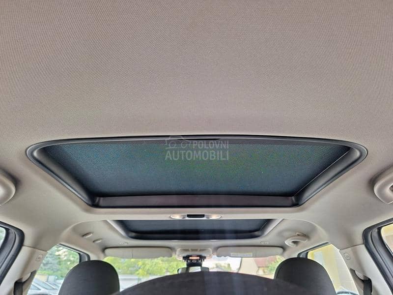 MINI Clubman POGLEDATI TEXT