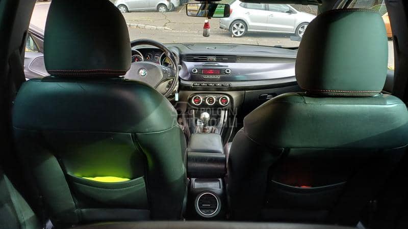 Alfa Romeo Giulietta 