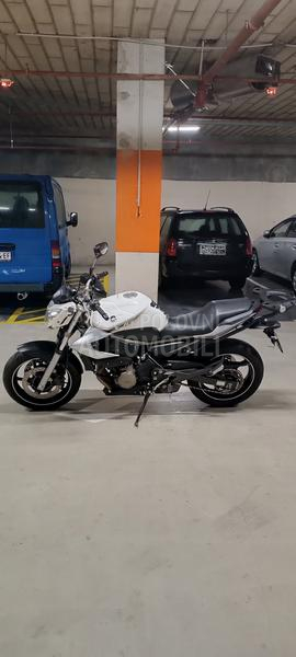 Yamaha xj6 n