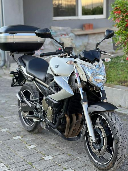 Yamaha xj6 n