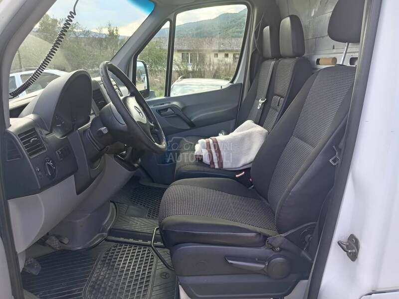 Mercedes Benz sprinter 313