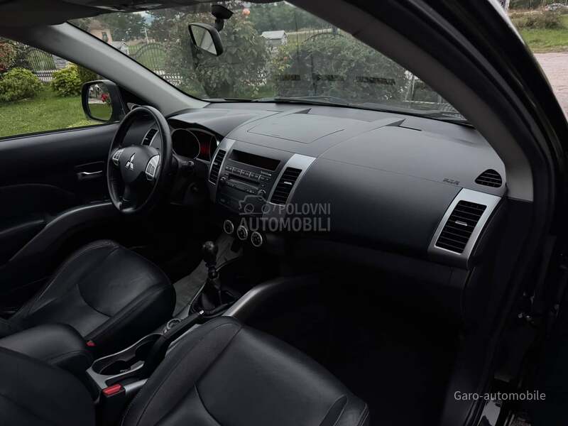 Mitsubishi Outlander 2.0DID 4wd CH NOV