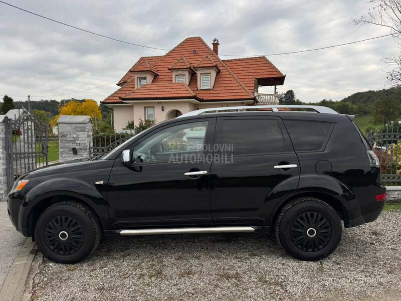 Mitsubishi Outlander 2.0DID 4wd CH NOV