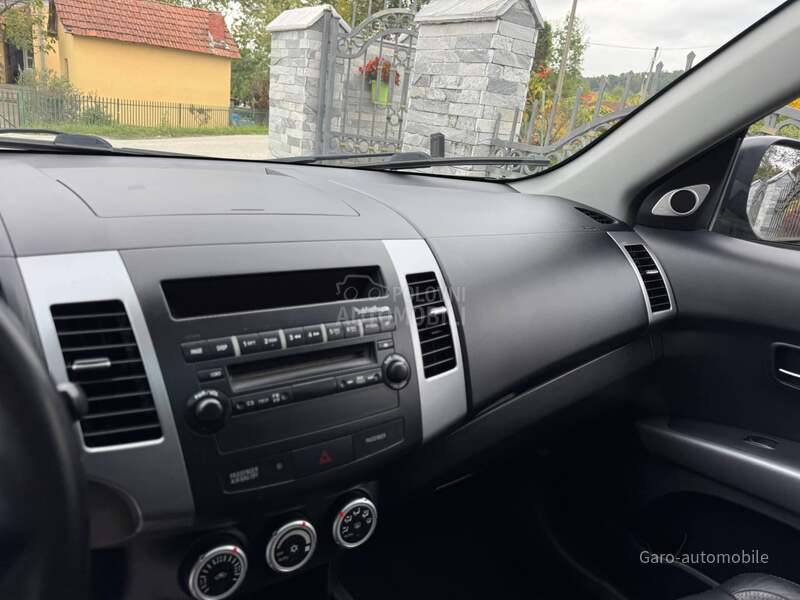 Mitsubishi Outlander 2.0DID 4wd CH NOV