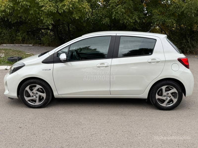 Toyota Yaris 1.5 Hybrid Led Kam