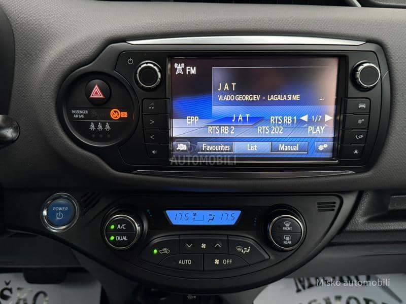 Toyota Yaris 1.5 Hybrid Led Kam