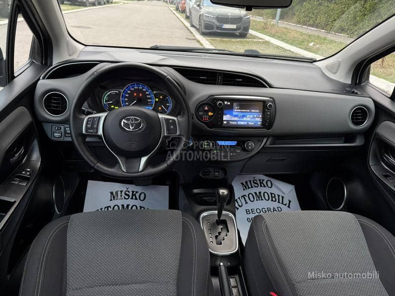 Toyota Yaris 1.5 Hybrid Led Kam