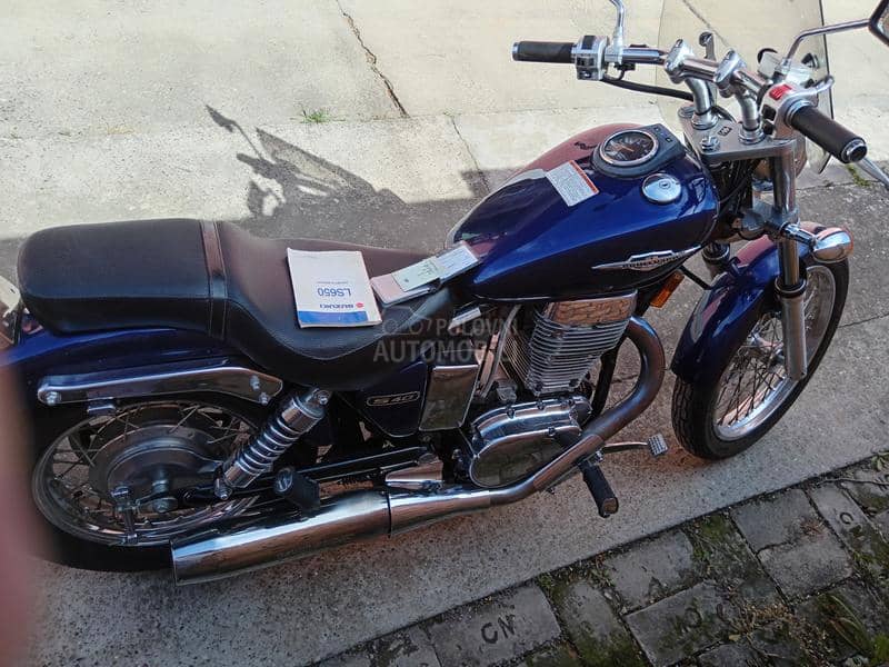 Suzuki S40 Boulevard