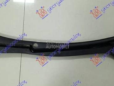 (NEMA) MASKA ISPOD... za Volkswagen Jetta od 2005. do 2010. god.